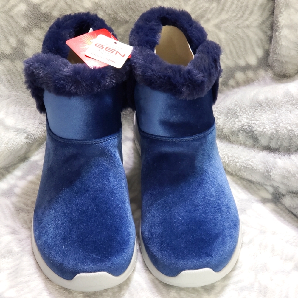 Sketchers Blue Suede Boots